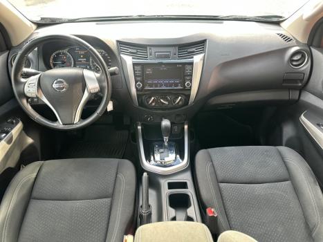 NISSAN Frontier 2.3 ATTACK CABINE DUPLA 4X4 BI-TURBO DIESEL AUTOM�TICO, Foto 6