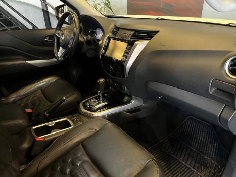 NISSAN Frontier 2.3 16V XE 4X4 CABINE DUPLA BI-TURBO DIESEL AUTOM�TICO, Foto 6