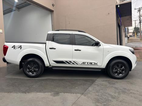 NISSAN Frontier 2.3 ATTACK CABINE DUPLA 4X4 BI-TURBO DIESEL AUTOM�TICO, Foto 7