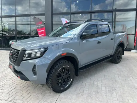 NISSAN Frontier 2.3 16V PRO4X CABINE DUPLA 4X4 BI-TURBO DIESEL AUTOMÁTICO, Foto 3