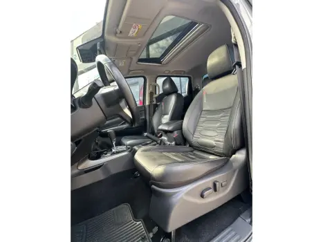 NISSAN Frontier 2.3 16V PRO4X CABINE DUPLA 4X4 BI-TURBO DIESEL AUTOMÁTICO, Foto 10