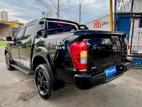 NISSAN Frontier 2.3 ATTACK CABINE DUPLA 4X4 BI-TURBO DIESEL AUTOMÁTICO, Foto 4