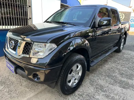 NISSAN Frontier 2.5 SE 4X4 TURBO DIESEL CABINE DUPLA, Foto 1