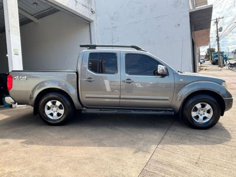 NISSAN Frontier 2.5 4X4 LE CABINE DUPLA TURBO DIESEL AUTOM�TICO, Foto 5