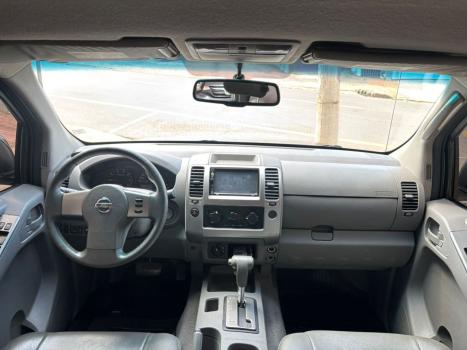 NISSAN Frontier 2.5 4X4 LE CABINE DUPLA TURBO DIESEL AUTOM�TICO, Foto 12