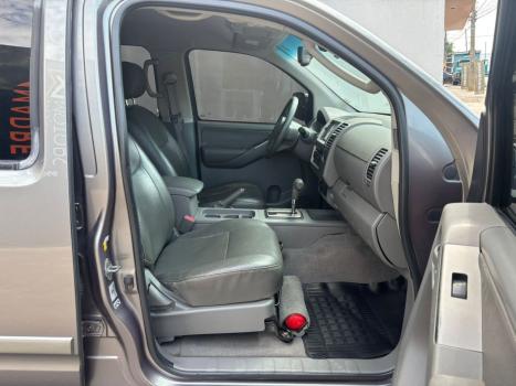 NISSAN Frontier 2.5 4X4 LE CABINE DUPLA TURBO DIESEL AUTOM�TICO, Foto 14