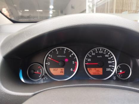 NISSAN Frontier 2.5 SE ATTACK 4X4 TURBO DIESEL CABINE DUPLA AUTOM�TICO, Foto 11