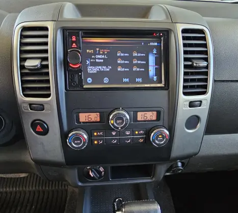 NISSAN Frontier 2.5 SL 4X4 TURBO DIESEL CABINE DUPLA AUTOM�TICO, Foto 16