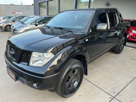 NISSAN Frontier 2.5 SE 4X4 TURBO DIESEL CABINE DUPLA, Foto 2