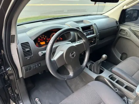 NISSAN Frontier 2.5 SE 4X4 TURBO DIESEL CABINE DUPLA, Foto 9