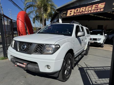 NISSAN Frontier 2.5 SE 4X4 ATTACK TURBO DIESEL CABINE DUPLA, Foto 2