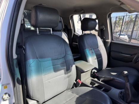 NISSAN Frontier 2.5 SE 4X4 ATTACK TURBO DIESEL CABINE DUPLA, Foto 13