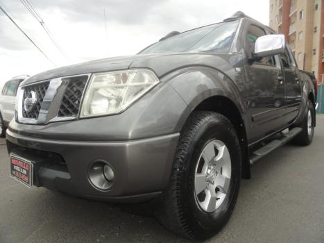 NISSAN Frontier 2.5 4X4 LE CABINE DUPLA TURBO DIESEL AUTOM�TICO, Foto 4