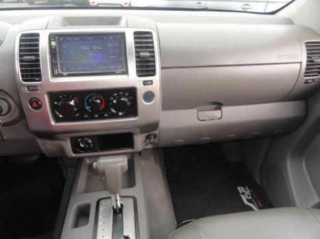 NISSAN Frontier 2.5 4X4 LE CABINE DUPLA TURBO DIESEL AUTOM�TICO, Foto 13