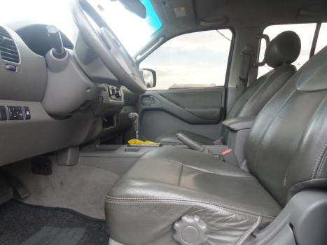 NISSAN Frontier 2.5 4X4 LE CABINE DUPLA TURBO DIESEL AUTOM�TICO, Foto 17