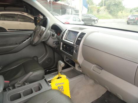 NISSAN Frontier 2.5 4X4 LE CABINE DUPLA TURBO DIESEL AUTOM�TICO, Foto 18