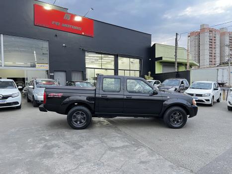 NISSAN Frontier 2.8 SE 4X4 TURBO DIESEL CABINE DUPLA, Foto 2