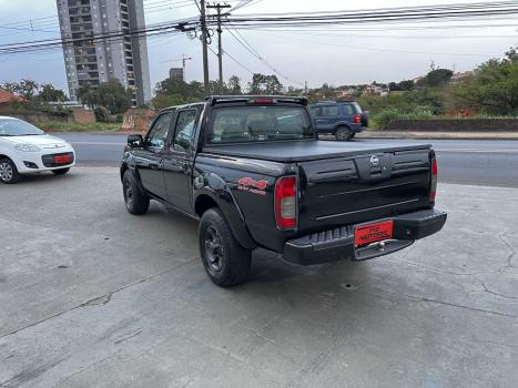 NISSAN Frontier 2.8 SE 4X4 TURBO DIESEL CABINE DUPLA, Foto 5