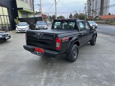 NISSAN Frontier 2.8 SE 4X4 TURBO DIESEL CABINE DUPLA, Foto 6