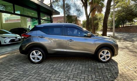 NISSAN Kicks 1.6 16V 4P FLEXSTART S X-TRONIC AUTOMÁTICO CVT, Foto 3 NISSAN Kicks 1.6 16V 4P FLEXSTART S X-TRONIC AUTOMÁTICO CVT, Foto 3