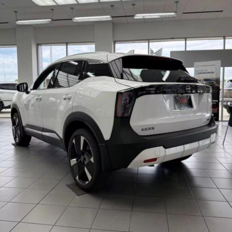 NISSAN Kicks 1.6 16V 4P FLEXSTART SENSE, Foto 2
