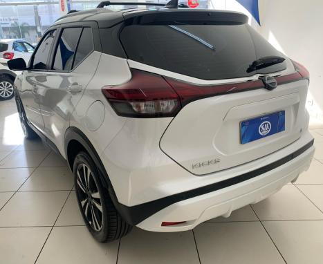 NISSAN Kicks 1.6 16V 4P FLEXSTART EXCLUSIVE XTRONIC AUTOMTICO CVT, Foto 3