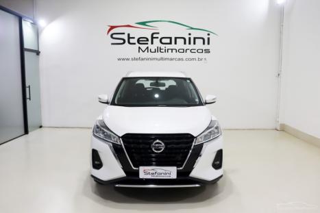 NISSAN Kicks 1.6 16V 4P FLEXSTART ADVANCE XTRONIC AUTOM�TICO CVT, Foto 2