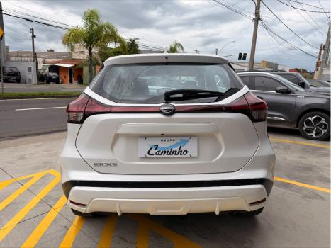 NISSAN Kicks 1.6 16V 4P FLEXSTART EXCLUSIVE XTRONIC AUTOM�TICO CVT, Foto 6