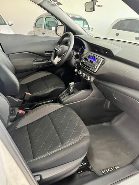NISSAN Kicks 1.6 16V 4P FLEXSTART S X-TRONIC AUTOM�TICO CVT, Foto 9