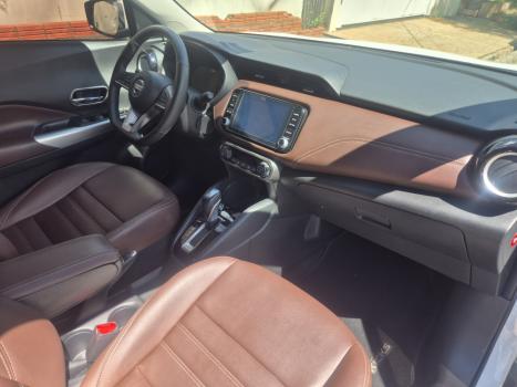 NISSAN Kicks 1.6 16V 4P FLEXSTART EXCLUSIVE XTRONIC AUTOM�TICO CVT, Foto 3