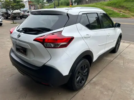 NISSAN Kicks 1.6 16V 4P FLEXSTART S DIRECT X-TRONIC AUTOM�TICO CVT, Foto 5