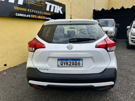 NISSAN Kicks 1.6 16V 4P FLEXSTART S DIRECT X-TRONIC AUTOM�TICO CVT, Foto 2