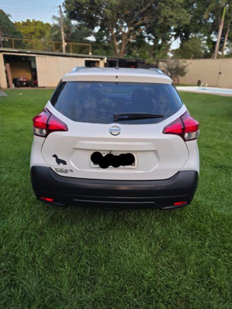 NISSAN Kicks 1.6 16V 4P FLEXSTART S X-TRONIC AUTOM�TICO CVT, Foto 3