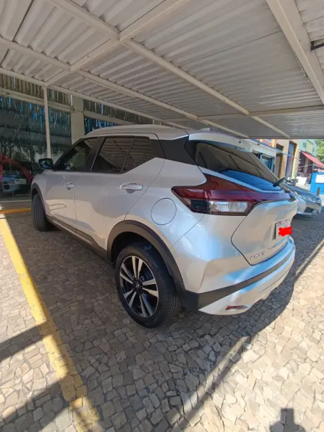 NISSAN Kicks 1.6 16V 4P FLEXSTART EXCLUSIVE XTRONIC AUTOM�TICO CVT, Foto 2