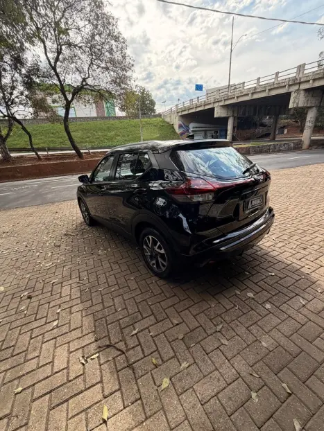NISSAN Kicks 1.6 16V 4P FLEXSTART SENSE XTRONIC AUTOM�TICO CVT, Foto 4