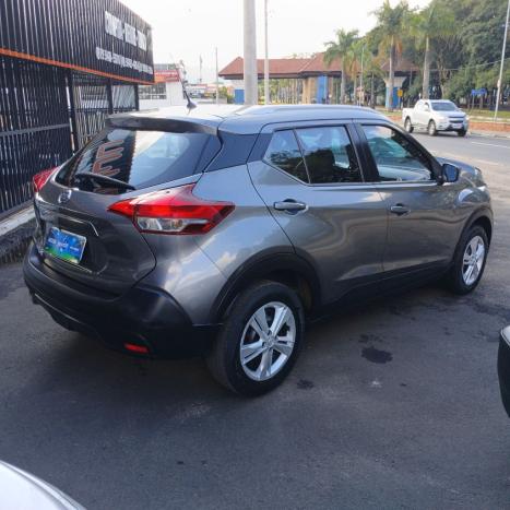 NISSAN Kicks 1.6 16V 4P FLEXSTART S DIRECT X-TRONIC AUTOM�TICO CVT, Foto 2