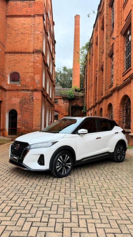 NISSAN Kicks 1.6 16V 4P FLEXSTART EXCLUSIVE XTRONIC AUTOM�TICO CVT, Foto 2