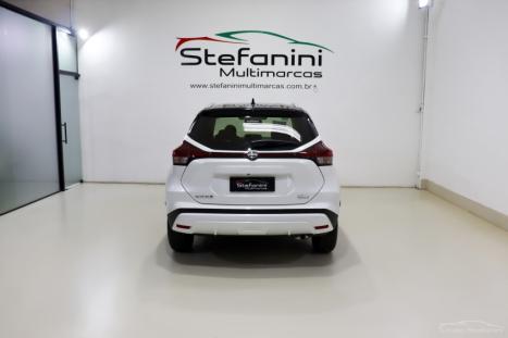 NISSAN Kicks 1.6 16V 4P FLEXSTART EXCLUSIVE XTRONIC AUTOMÁTICO CVT, Foto 12