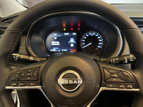 NISSAN Kicks 1.6 16V 4P FLEXSTART EXCLUSIVE XTRONIC AUTOMÁTICO CVT, Foto 6