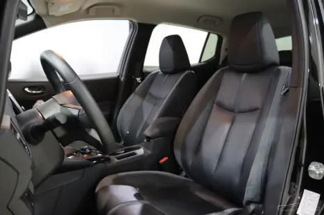 NISSAN Leaf B12P 4P 40 ELÉTRICO, Foto 7 NISSAN Leaf B12P 4P 40 ELÉTRICO, Foto 7