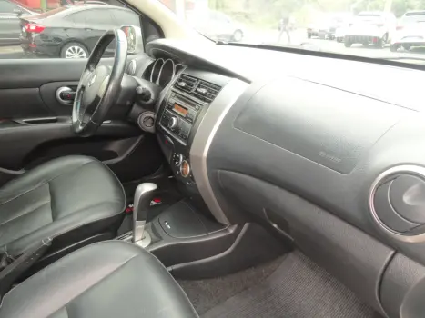 NISSAN Livina 1.6 16V 4P X-GEAR FLEX, Foto 17