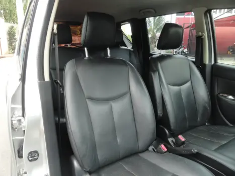 NISSAN Livina 1.6 16V 4P X-GEAR FLEX, Foto 18
