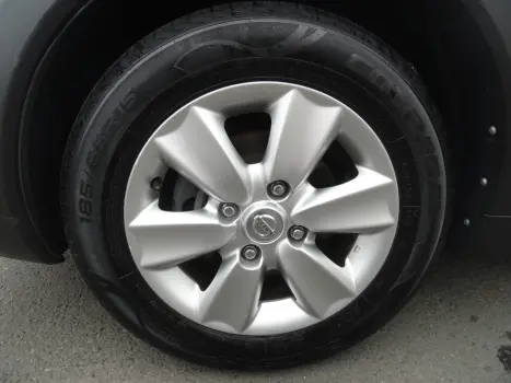 NISSAN Livina 1.6 16V 4P X-GEAR FLEX, Foto 20