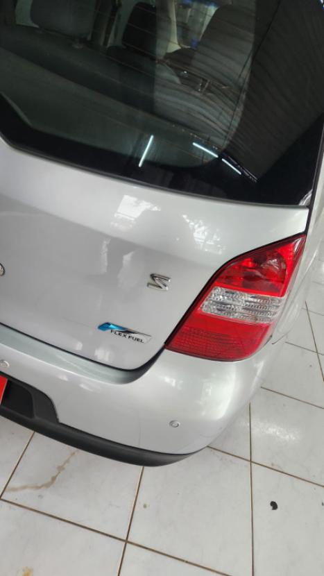NISSAN Livina 1.6 16V 4P S FLEX, Foto 8