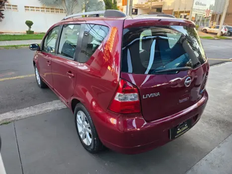 NISSAN Livina 1.8 16V 4P SL FLEX AUTOMÁTICO, Foto 4 NISSAN Livina 1.8 16V 4P SL FLEX AUTOMÁTICO, Foto 4