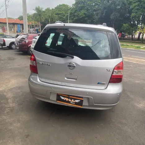 NISSAN Livina 1.8 16V 4P SL X-GEAR FLEX AUTOMTICO, Foto 5