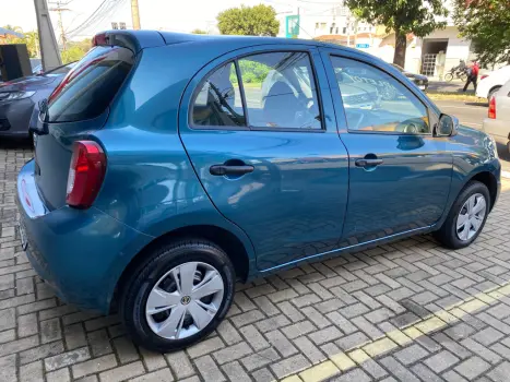 NISSAN March 1.0 12V 4P S FLEX, Foto 6