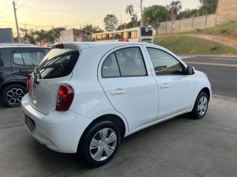 NISSAN March 1.0 12V 4P S FLEX, Foto 4