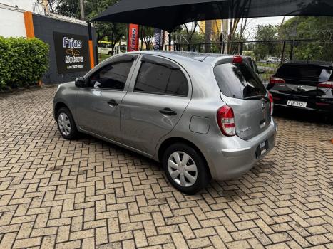 NISSAN March 1.0 12V 4P S FLEX, Foto 3