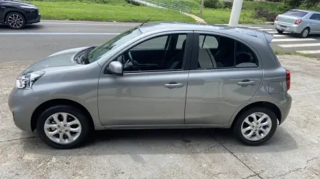 NISSAN March 1.0 12V 4P SV FLEX, Foto 3